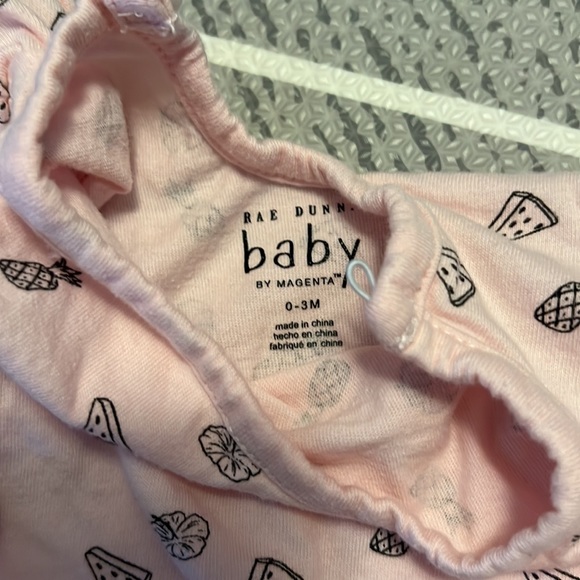 RAE DUNN ARTISAN PINK BABY ROMPER, SWEETEST BABY EVER, SET OF 2, SIZE 0-3M - Picture 3 of 9